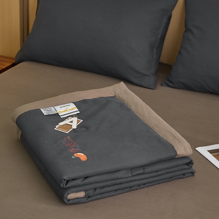 91家纺网 家纺一手货源 找家纺 梦享生活家居 2024新款A类双层纱全棉提花大豆夏被 高级灰