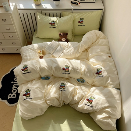 91家纺网 家纺一手货源 找家纺 （总）红嘴企鹅 2025新款毛巾绣全棉卡通四件套