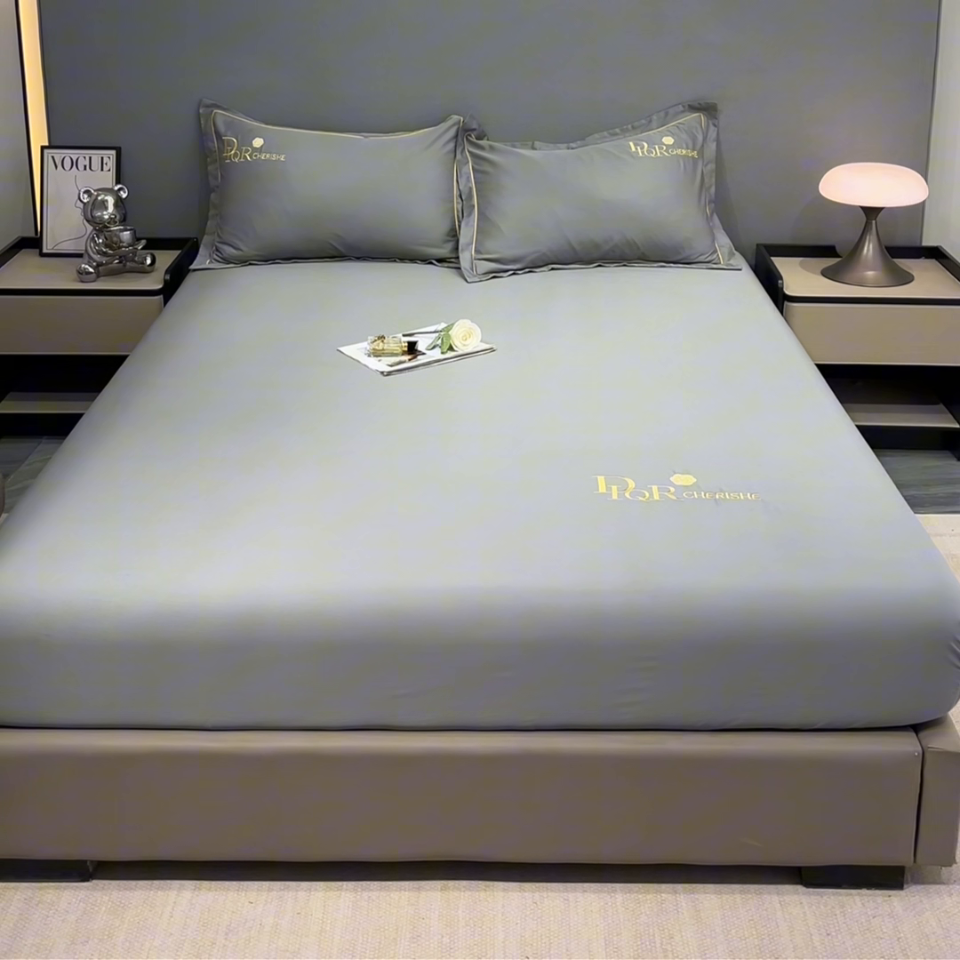 91家纺网 家纺一手货源 找家纺 丽美人家纺 2024新款简约水洗真丝单床笠 烟波灰