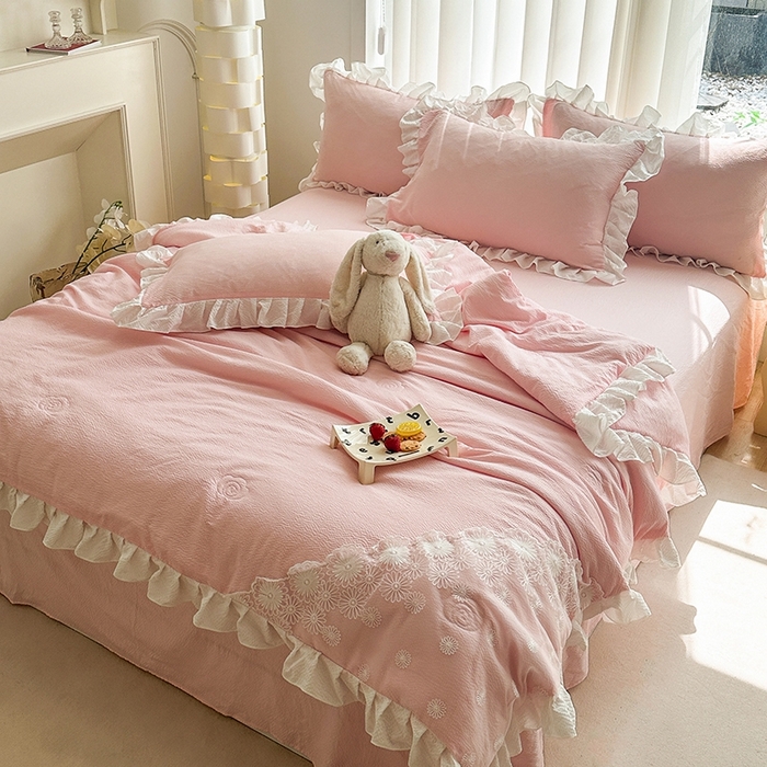 91家纺网 家纺一手货源 找家纺 唐人居 2025新款韩版花边泡泡纱夏被四件套--简爱  简爱 玉