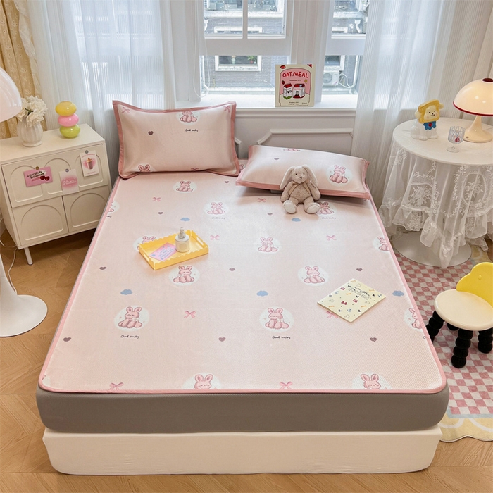 91家纺网 家纺一手货源 找家纺 慕尚 2025新款800D冰藤凉席 兔小姐-床笠款