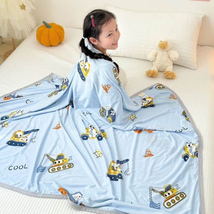 91家纺网 家纺一手货源 找家纺 星期八 2024新款舒适亲肤婴儿裸睡级卡通印花凉感毯 挖掘机