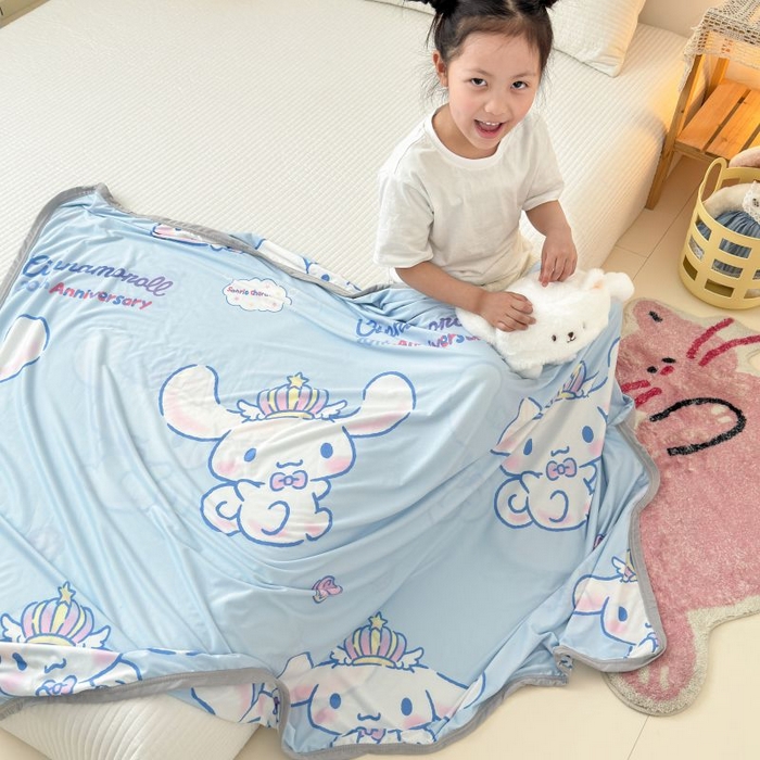 91家纺网 家纺一手货源 找家纺 星期八 2024新款舒适亲肤三丽鸥婴儿裸睡级凉感毯 皇冠玉桂狗