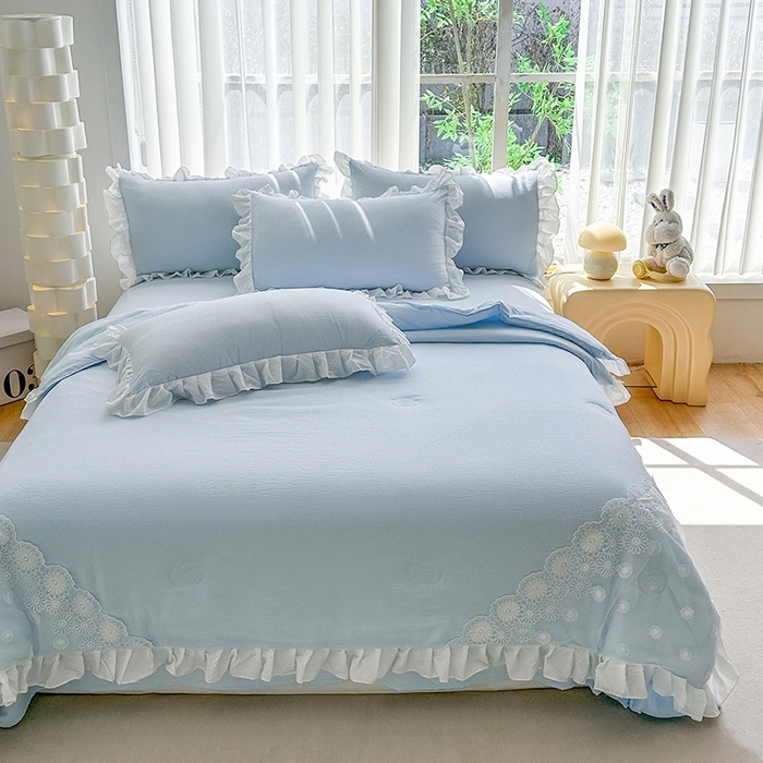 91家纺网 家纺一手货源 找家纺 唐人居 2025新款韩版花边泡泡纱夏被四件套--简爱  简爱 蓝