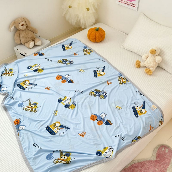 91家纺网 家纺一手货源 找家纺 星期八 2024新款舒适亲肤婴儿裸睡级卡通印花凉感毯 挖掘机