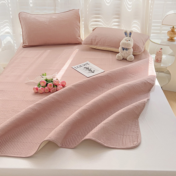 91家纺网 家纺一手货源 找家纺 羽爱2024新款全棉直角纯色床盖床垫 豆沙