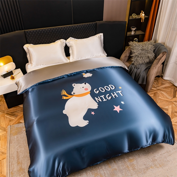 91家纺网 家纺一手货源 找家纺 2025年新款大版冰丝被套 白白熊-大版冰丝被套