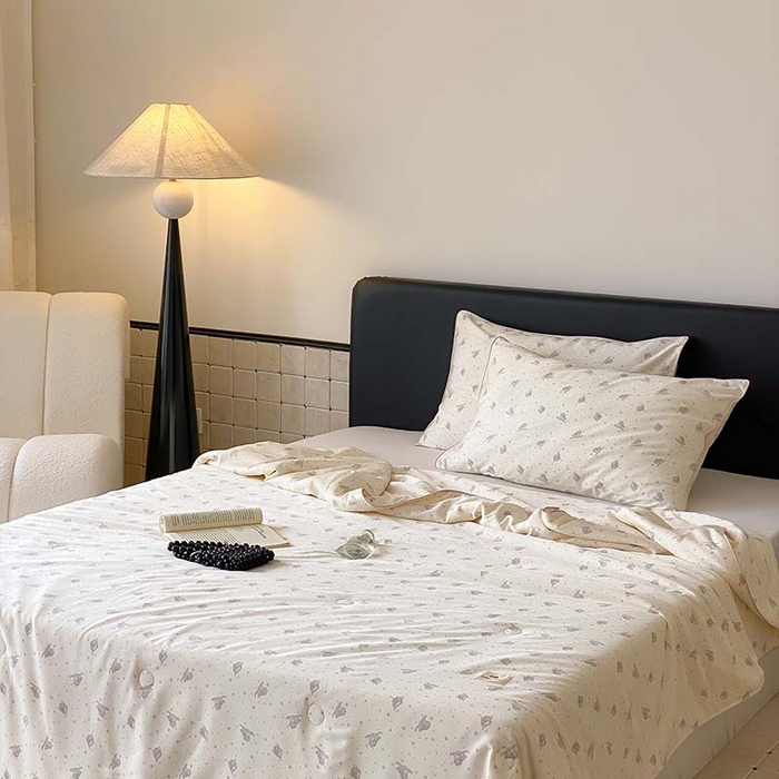 91家纺网 家纺一手货源 找家纺 汇庭 2024新款雅棉天丝可机洗夏被棚拍 萌象