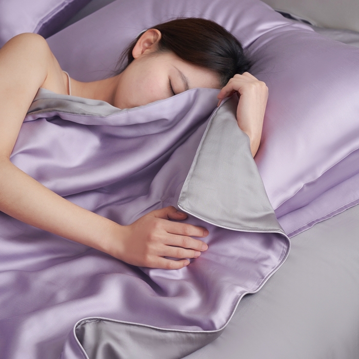 91家纺网 家纺一手货源 找家纺 丽笙 2024新款A类兰精天丝素色刺绣夏被被子被芯 莫兰迪风信紫