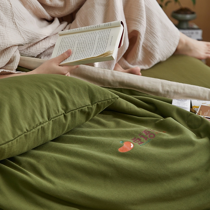 91家纺网 家纺一手货源 找家纺 梦享生活家居 2024新款A类双层纱全棉提花大豆夏被 橄榄绿