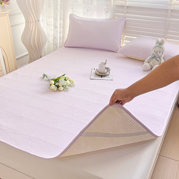 91家纺网 家纺一手货源 找家纺 羽爱2024新款全棉直角纯色床盖床垫 浅紫