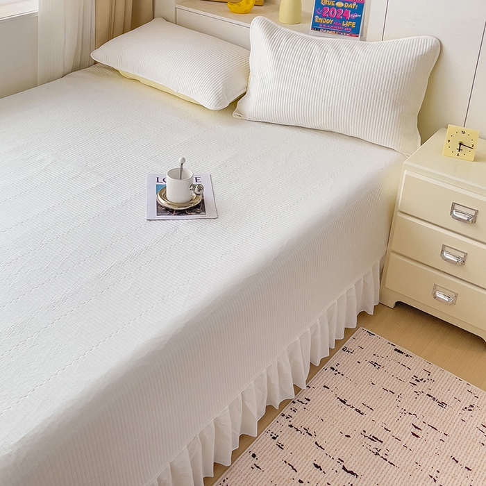 91家纺网 家纺一手货源 找家纺 羽爱2024新款A类全棉纯色榻榻米床盖 奶白