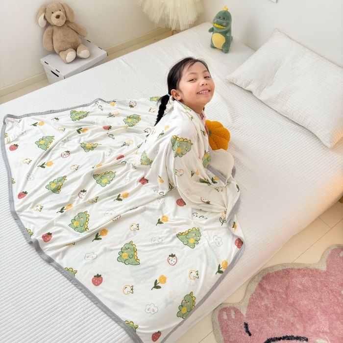 91家纺网 家纺一手货源 找家纺 星期八 2024新款舒适亲肤婴儿裸睡级卡通印花凉感毯 小恐龙