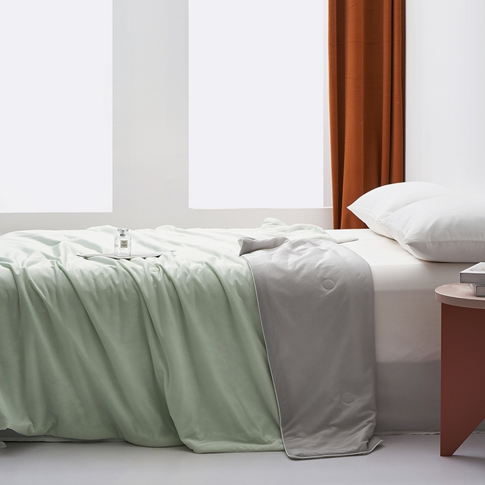 91家纺网 家纺一手货源 找家纺 梦可莱家居 2025新款抗菌凉感丝夏被 清新绿