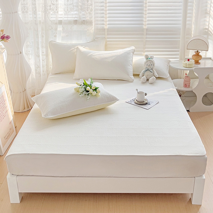 91家纺网 家纺一手货源 找家纺 羽爱2024新款全棉直角纯色床盖床垫 奶白