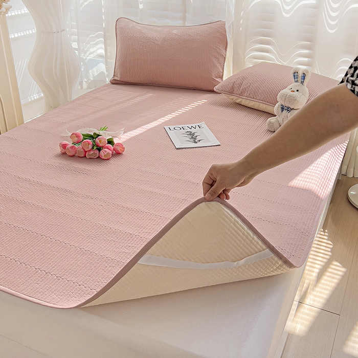 91家纺网 家纺一手货源 找家纺 羽爱2024新款全棉直角纯色床盖床垫 豆沙