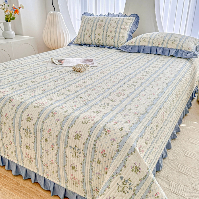 91家纺网 家纺一手货源 找家纺  岚吉 2025新款40支133*72全棉斜纹夹棉绗缝小花边床盖田园小花