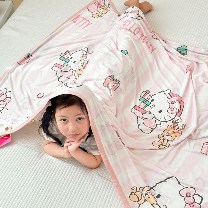 91家纺网 家纺一手货源 找家纺 星期八 2024新款舒适亲肤三丽鸥婴儿裸睡级凉感毯 条纹kitty