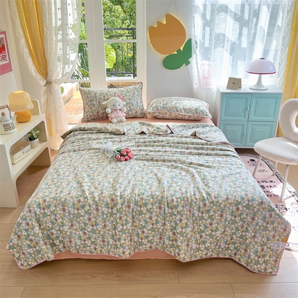 91家纺网 家纺一手货源 找家纺 梦依依 2025新款全棉双层纱贝壳边夏被四件套 春意融融