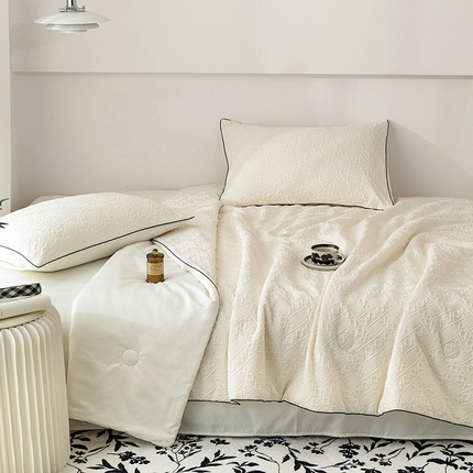 倾慕2024新款浮雕提花夏被 伊美-米白