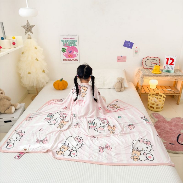 91家纺网 家纺一手货源 找家纺 星期八 2024新款舒适亲肤三丽鸥婴儿裸睡级凉感毯 条纹kitty