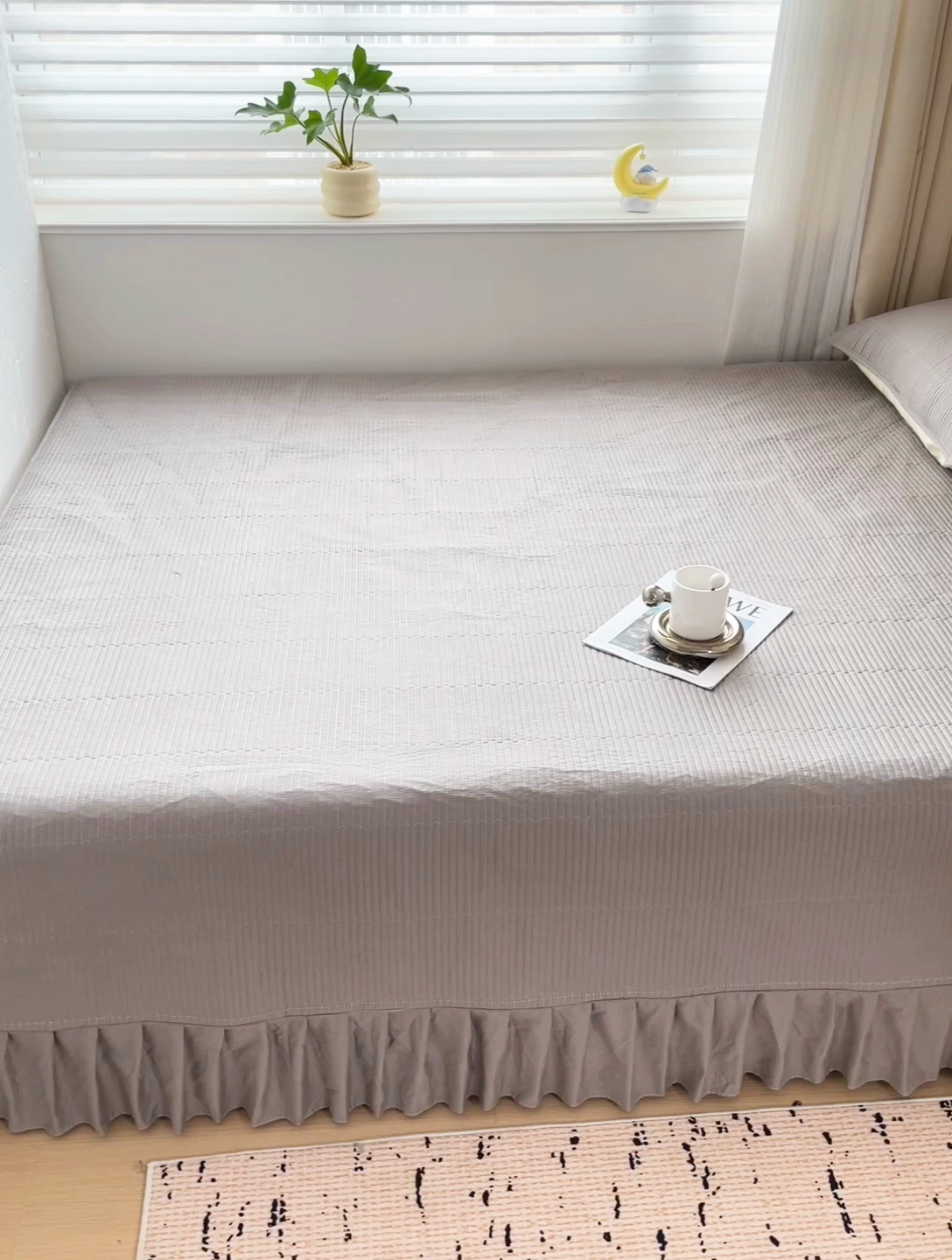 91家纺网 家纺一手货源 找家纺 羽爱2024新款A类全棉纯色榻榻米床盖 浅灰