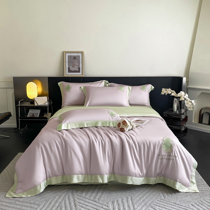 91家纺网 家纺一手货源 找家纺 爱缦 2024新款60支奥地利兰精四件套--洛丽塔系列 乌梅子酱