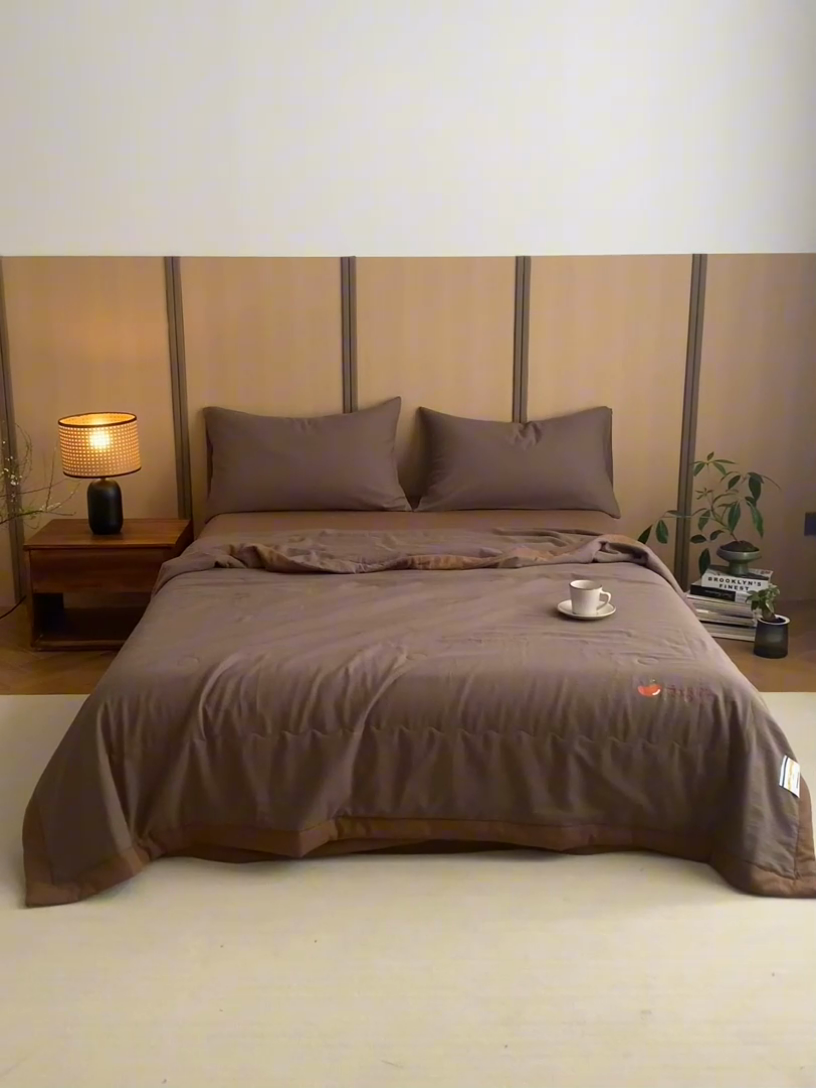 91家纺网 家纺一手货源 找家纺 梦享生活家居 2024新款A类双层纱全棉提花大豆夏被 朱古力