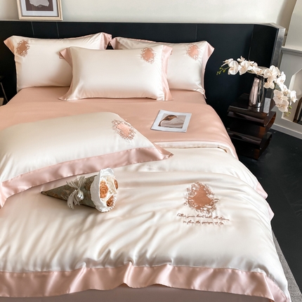 爱缦 2024新款60支奥地利兰精四件套--洛丽塔系列 云白浅粉