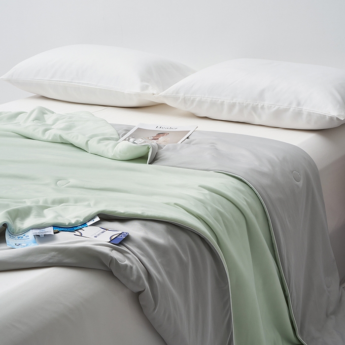 91家纺网 家纺一手货源 找家纺 梦可莱家居 2025新款抗菌凉感丝夏被 清新绿