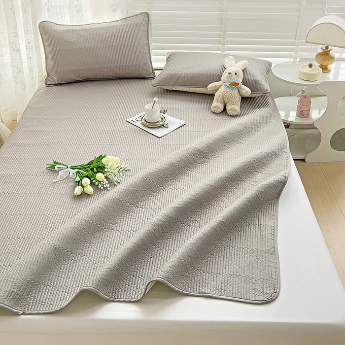 91家纺网 家纺一手货源 找家纺 羽爱2024新款全棉直角纯色床盖床垫 浅灰