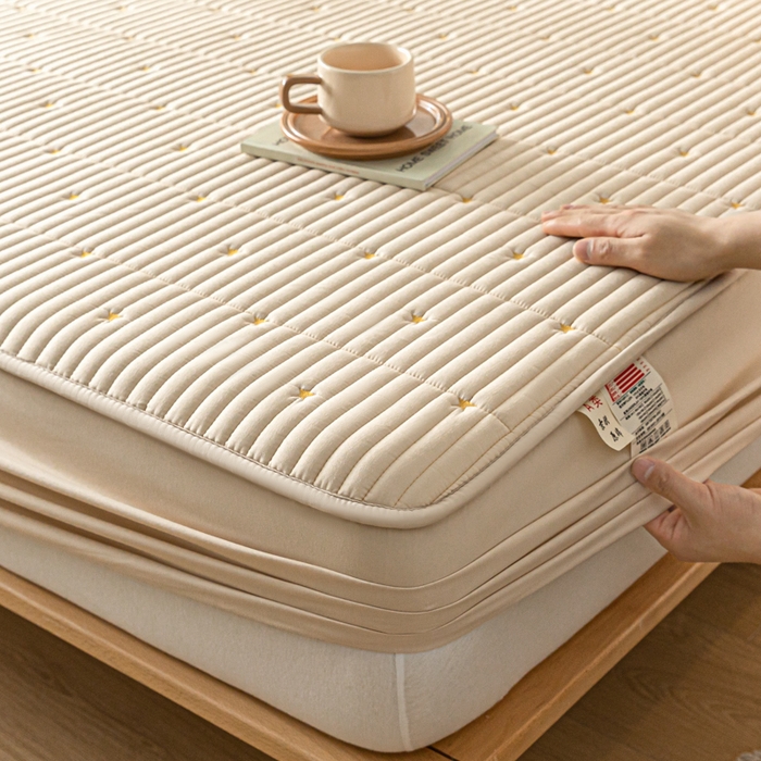 91家纺网 家纺一手货源 找家纺 鑫钰 新款刺绣防水床笠床垫保护罩床罩-星愿 星愿-奶糖咖