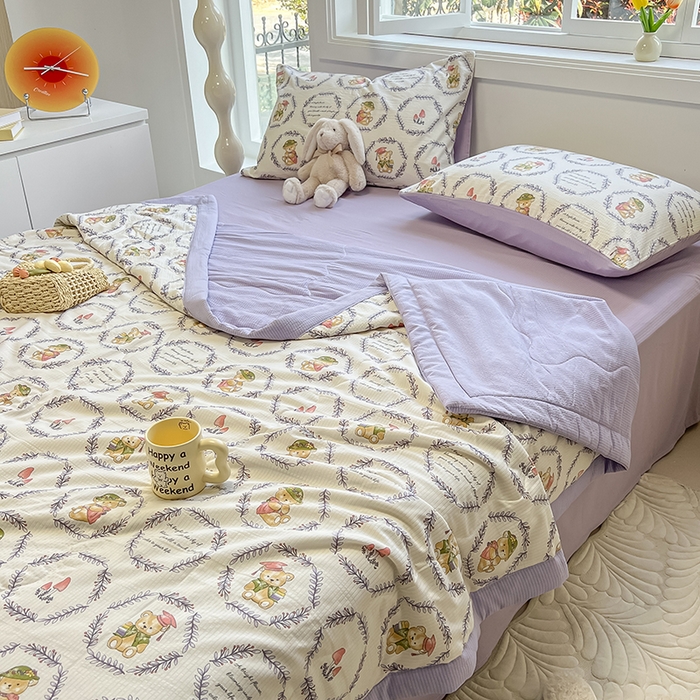 91家纺网 家纺一手货源 找家纺 安哆啦家纺 2024新款A类泡泡棉印花夏被四件套 圈圈熊