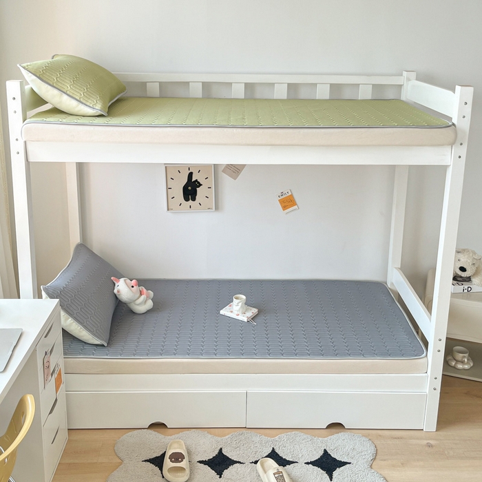 91家纺网 家纺一手货源 找家纺 东宇床垫 2025新款A类凉感丝乳胶学生凉席 冰山灰