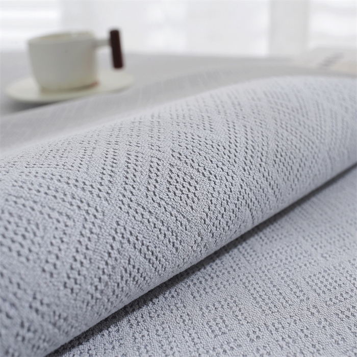 91家纺网 家纺一手货源 找家纺 共鸣沙发垫  2024新款5cm厚50D玉米粒绒回形格海绵飘窗垫 回形格灰色