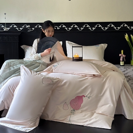 91家纺网 家纺一手货源 找家纺 （总）塔塔 2025新款轻中式100s全棉贡缎国风刺绣四件套