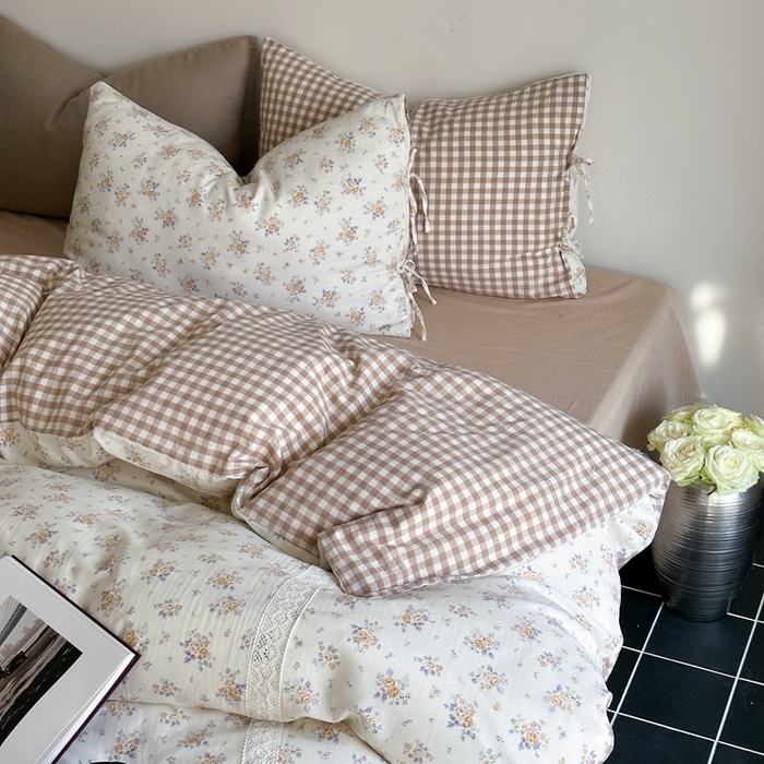 91家纺网 家纺一手货源 找家纺 旷野 2024双层纱碎花蕾丝拼接款四件套--柏林花事 柏林花事-奶咖