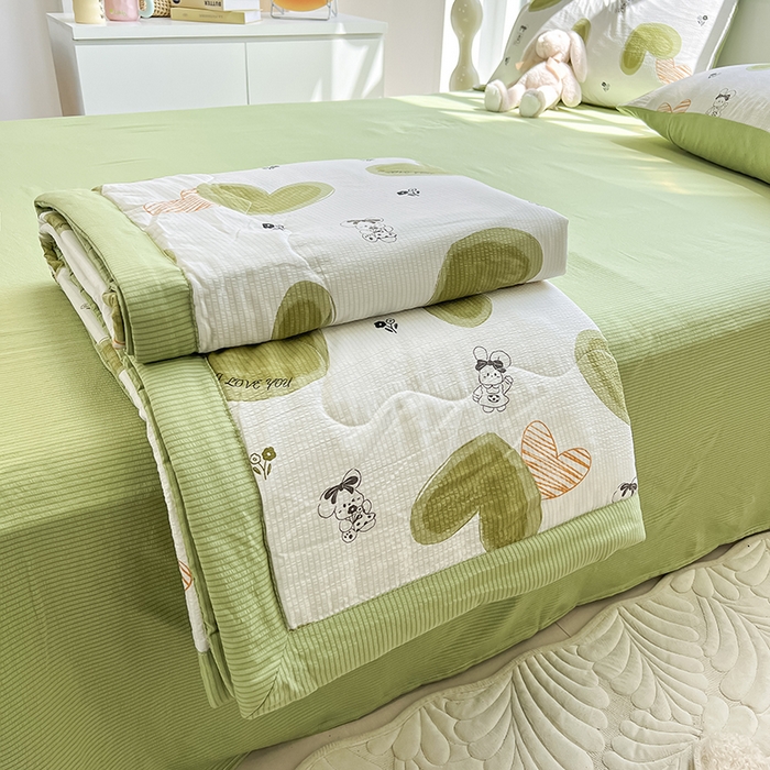 91家纺网 家纺一手货源 找家纺 安哆啦家纺 2024新款A类泡泡棉印花夏被四件套 爱心兔