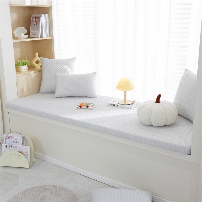 91家纺网 家纺一手货源 找家纺 共鸣沙发垫2024新款5cm厚50D凉豆豆海绵飘窗垫 凉豆豆灰色