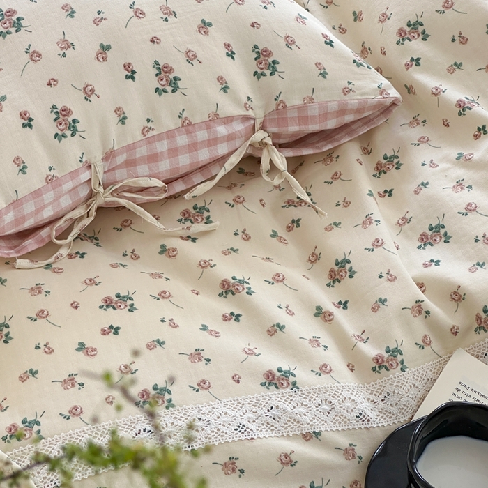 91家纺网 家纺一手货源 找家纺 （总）旷野 2024双层纱碎花蕾丝拼接款四件套--柏林花事