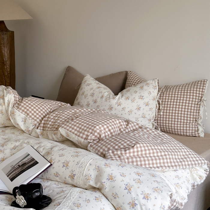 91家纺网 家纺一手货源 找家纺 旷野 2024双层纱碎花蕾丝拼接款四件套--柏林花事 柏林花事-奶咖