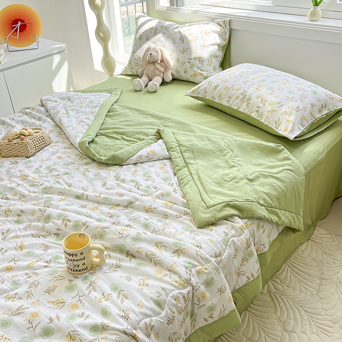 91家纺网 家纺一手货源 找家纺 安哆啦家纺 2024新款A类泡泡棉印花夏被四件套 春意盎然