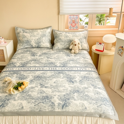 91家纺网 家纺一手货源 找家纺 懒猫家纺 宽边凉感丝凉席夏被四件套 琼瑶仙境