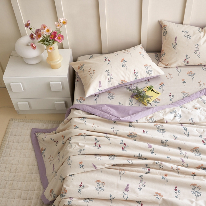 91家纺网 家纺一手货源 找家纺 怡家居 2024新款全棉印花手包边夏被四件套 紫藤