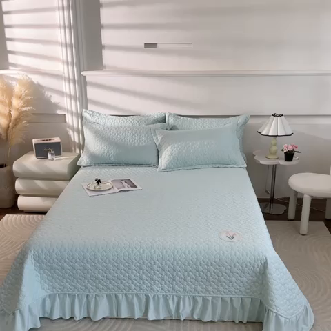 91家纺网 家纺一手货源 找家纺 佳梦家纺 2024新款花边天丝床盖三件套 冰雪绸天丝-清新绿