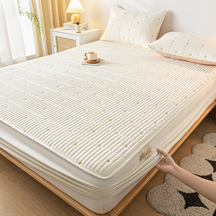 91家纺网 家纺一手货源 找家纺 鑫钰 新款刺绣防水床笠床垫保护罩床罩-星愿 星愿-雅白