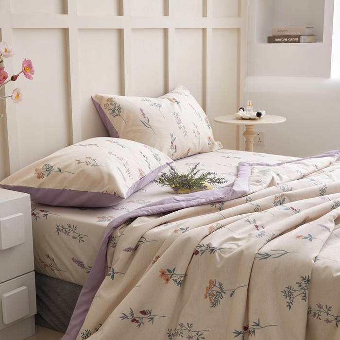 91家纺网 家纺一手货源 找家纺 怡家居 2024新款全棉印花手包边夏被四件套 紫藤