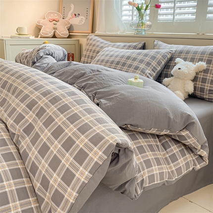 91家纺网 家纺一手货源 找家纺 （总）盛秋家纺 2025新款亲肤格子水洗棉条纹格子四件套【简约风】