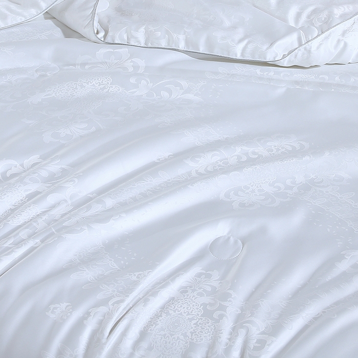 91家纺网 家纺一手货源 找家纺 恒鑫家纺 2025新款提花蚕丝夏凉被被子被芯 月光白