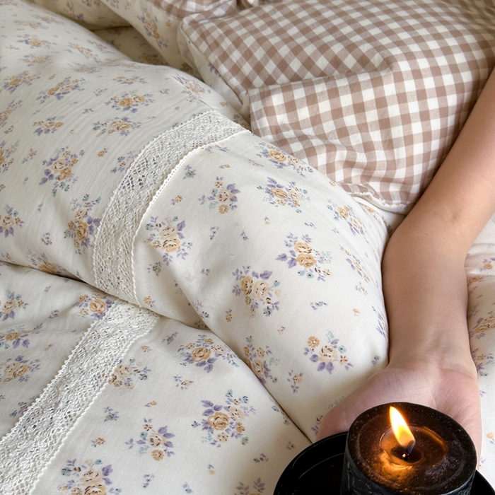 91家纺网 家纺一手货源 找家纺 旷野 2024双层纱碎花蕾丝拼接款四件套--柏林花事 柏林花事-奶咖